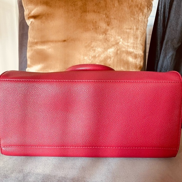 Guess Red Structured Satchel Gold Detail  Hardware - Crossbody Bag - Picture 2 of 6